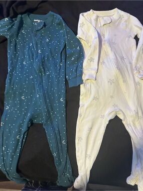 Organic Cotton Teal Moon Print & White Star Footed One-Pieces